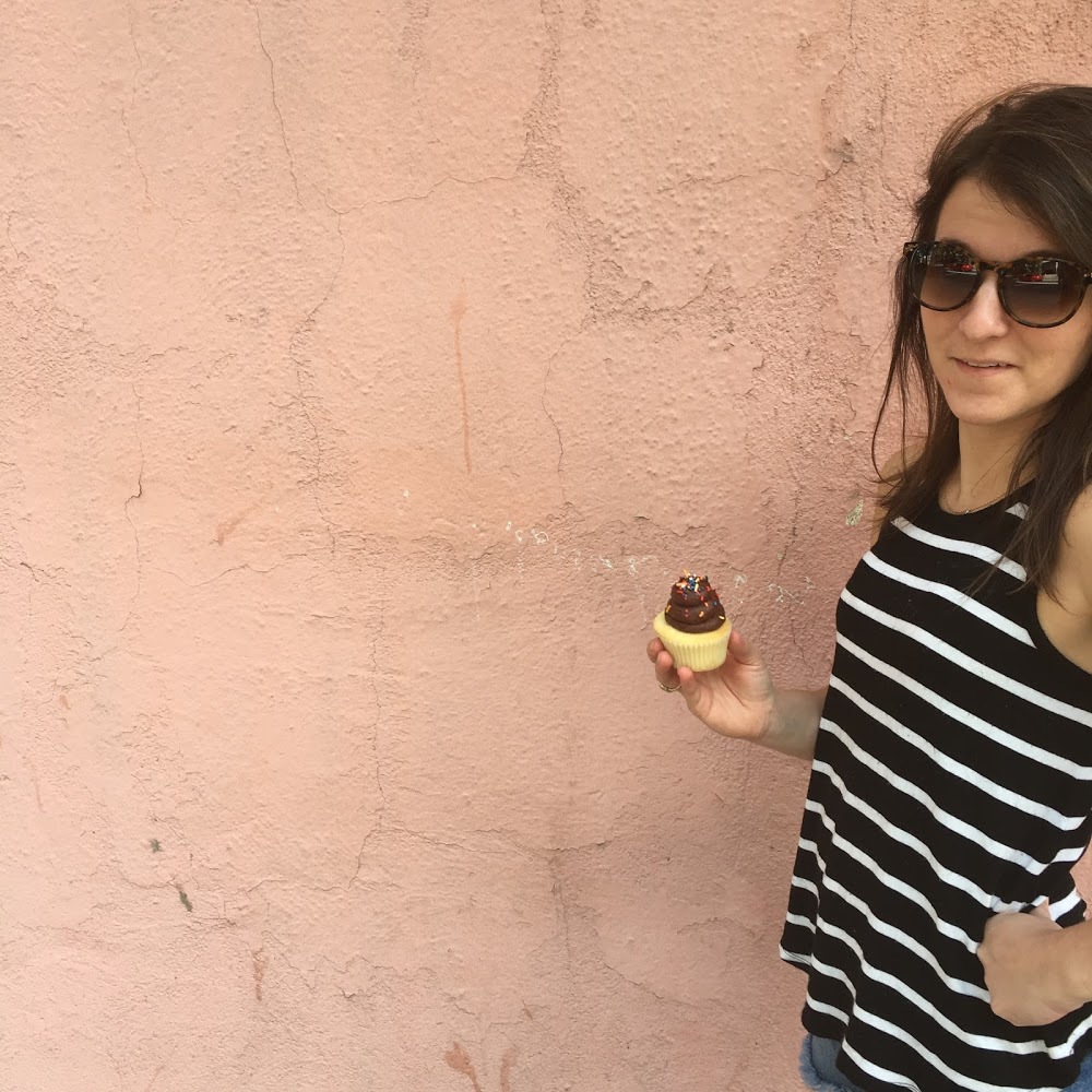 Meet your Posher, Emily